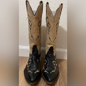 Vintage Tony Lama Women’s Western Boots 7M- Black & Tan
